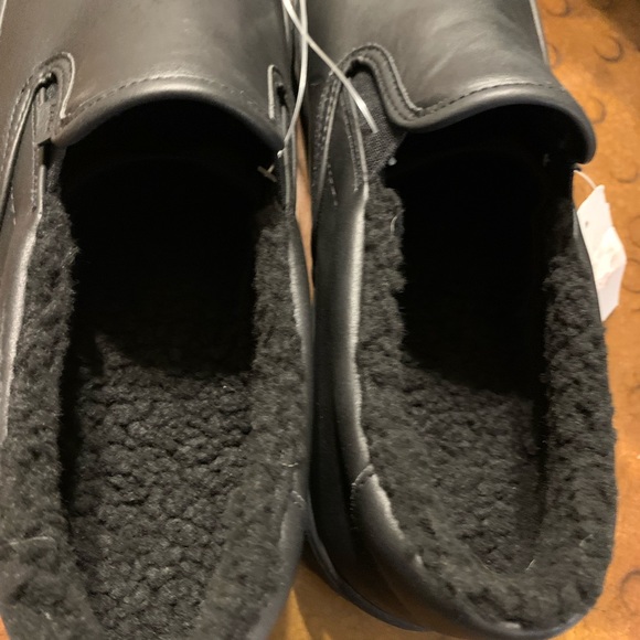 Men's Lugz Slip on Fleece lined Black Loafers - Picture 4 of 6
